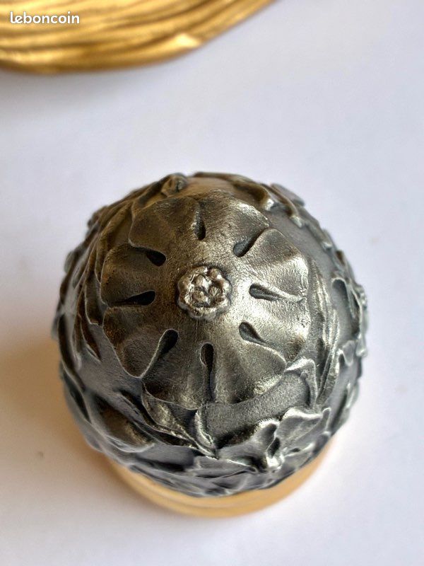 Œuf Franklin Mint en étain plein (1988) - Collection « Treasury of Eggs » (image 6)