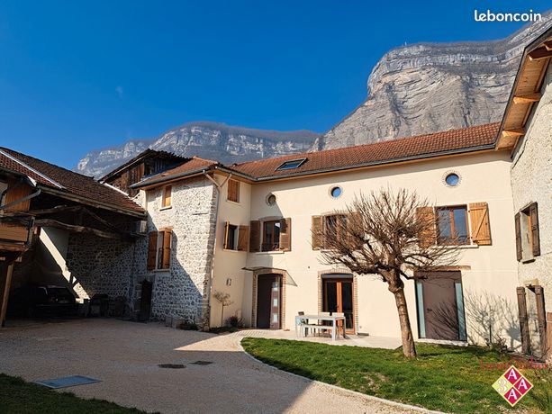 Maison 5 pièces 145 m²