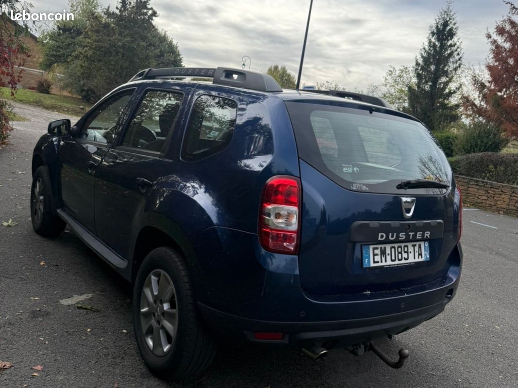 DACIA DUSTER 1.2 TCe 125 CH LAURÉATE PLUS 4X4 (image 4)