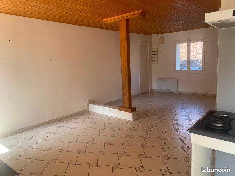 Appartement 3 pièces 58 m² · à Rencurel · 58 m² · 550 €/mois