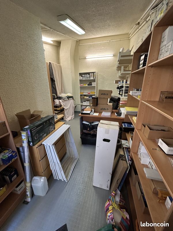 Local commercial 40 m² · à Paris · 40 m² · 220 000 €