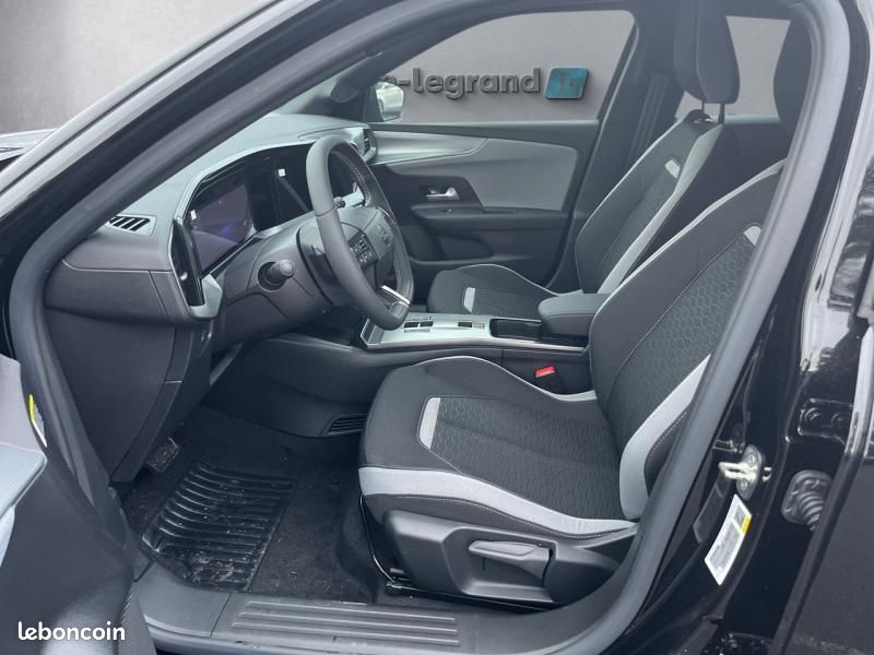 Opel Mokka 1.2 Turbo Hybrid 145ch Edition e-DCT6 (image 9)