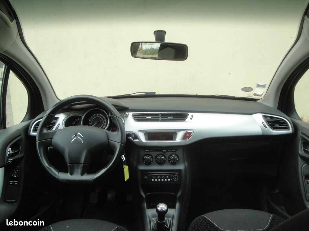 Citroen C3 II 1.4 73 TU Fiable Confort Clim – Crit’air 1 – Suivi – Reprise possible (image 3)
