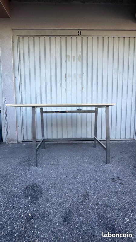 Table (image 1)