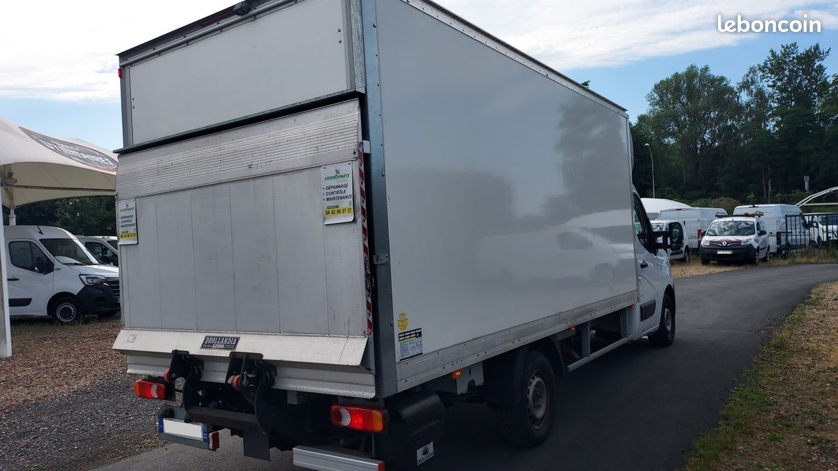 Renault MASTER III GRD VOL GRUAU R3500 L3 2.3 BLUE DCI 145CH CONFORT CAISSE BASSE +HAYON (image 7)