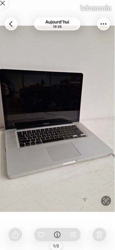 Apple MacBook Pro 15 (image 2)