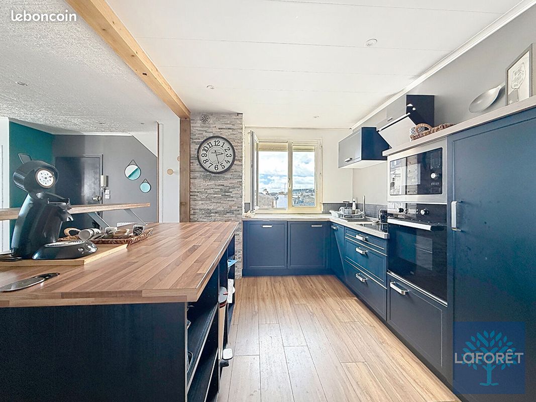 Appartement 3 pièces 65 m² · à Concarneau · 65 m² · 890 €/mois