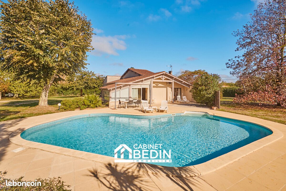 Maison 7 pièces 237 m² · à Auros · 237 m² · 445 000 €