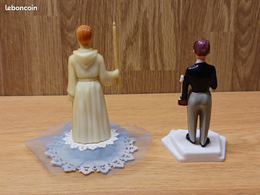 Lot De 4 Figurines Pour Pièce Montée, Occasion, Non Marque