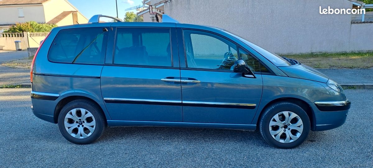 🚗 Citroën C8 2.0 HDi 135cv – 8 places – Très bon état CT OK (image 2)