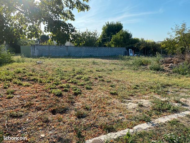 Terrain 1260 m² Cheval Blanc