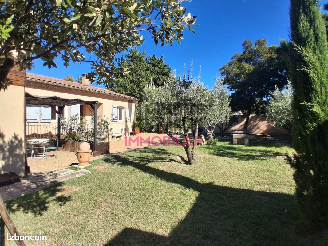 Maison 4 pièces 122 m² · à L'Isle-sur-la-Sorgue · 122 m² · 1 695 €/mois