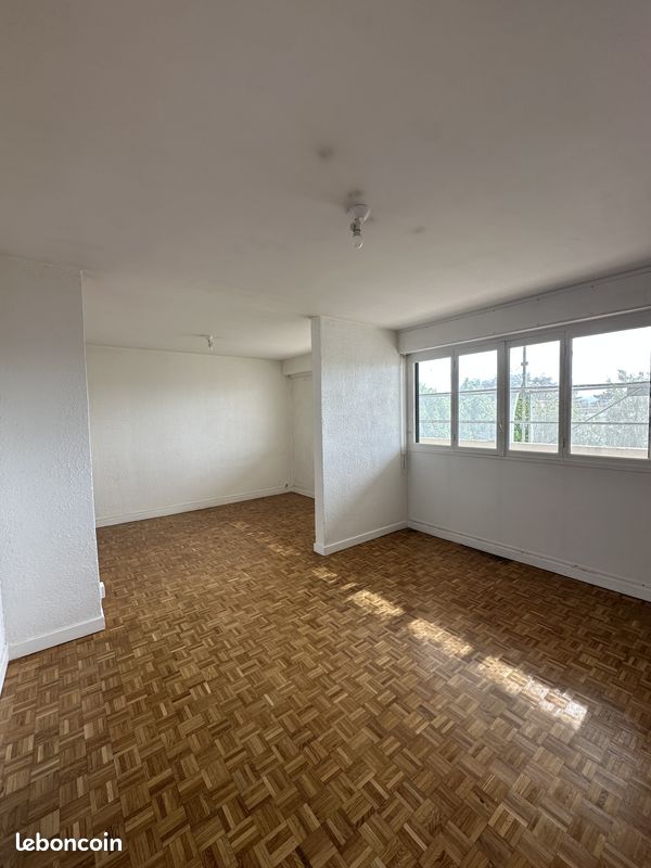 Appartement 4 pièces 80 m² · à Lyon · 80 m² · 1 060 €