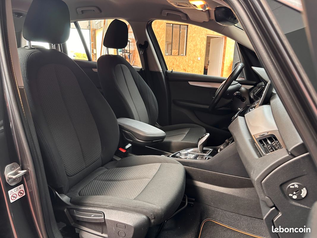 BMW SERIE 2 GRAN-TOURER 1.5 216 D 115 BUSINESS DESIGN DKG BVA - 7 PLACES - FACTURES D'ENTRETIEN - VIDANGE BVa (image 8)