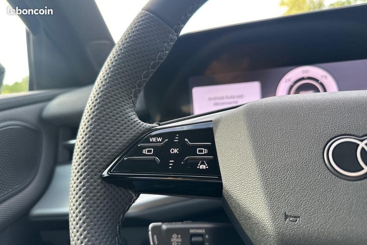 Audi Q3 E HYBRID 272 CH S tronic 6 (image 17)