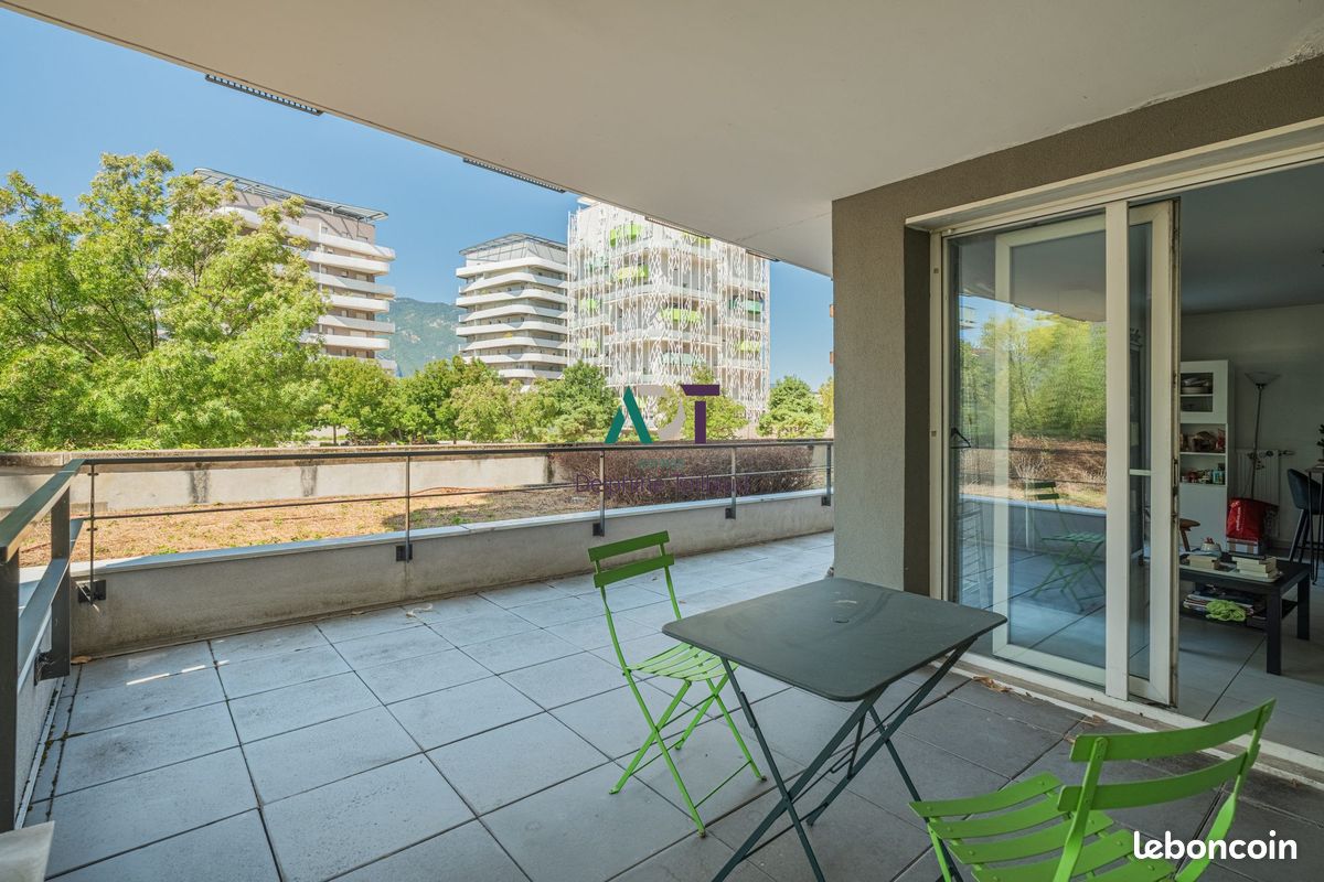 Appartement 2 pièces 44 m² · à Grenoble · 44 m² · 140 000 €