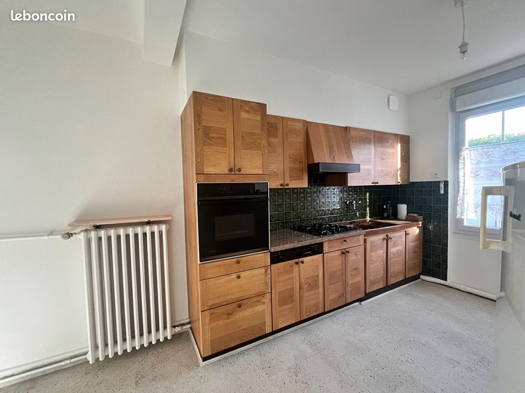 Maison a louer - 3 pièce(s) - 84 m2 - Surfyn