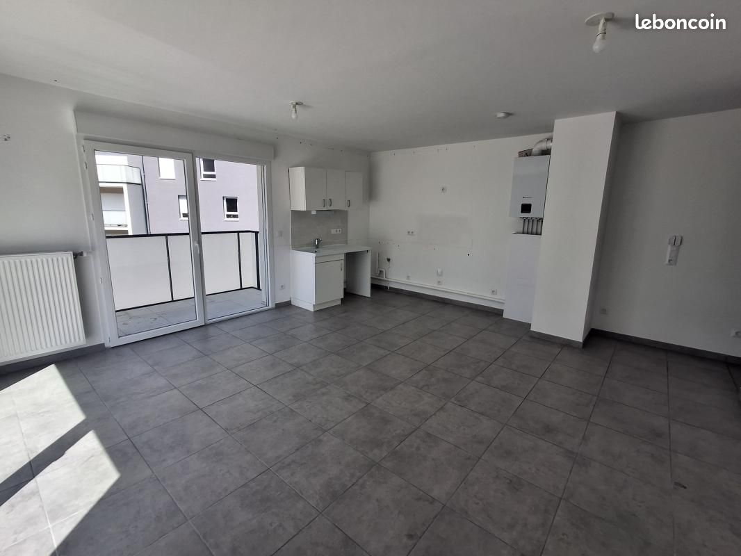 Appartement 3 pièces 60 m² · à Saint-Martin-le-Vinoux · 60 m² · 806 €/mois