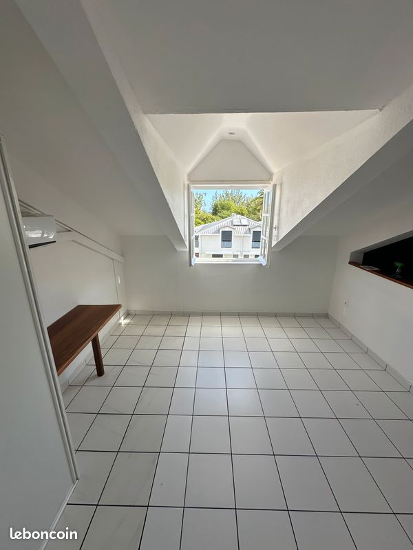 Appartement 1 pièce 30 m² · à Saint-Paul · 30 m² · 800 €