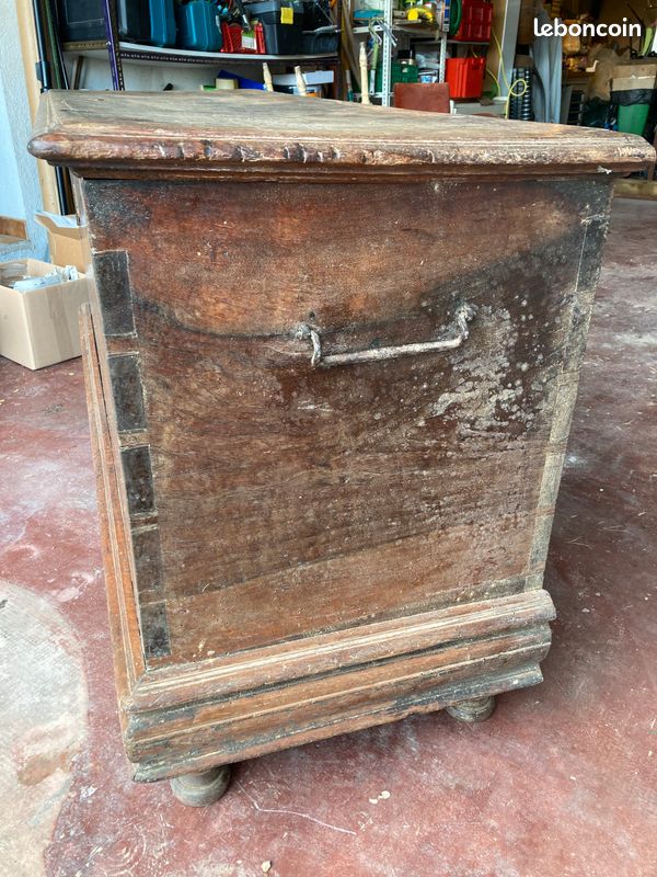 Coffre ancien ou Maie noyer 18eme (image 2)