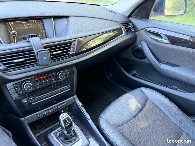 Bmw X1 (E84) SDRIVE18DA 143CH LOUNGE (image 11)