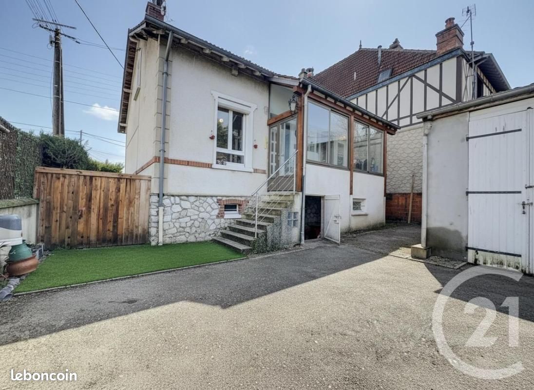 Maison 5 pièces 81 m² · à La Ferté-Saint-Aubin · 81 m² · 199 950 €