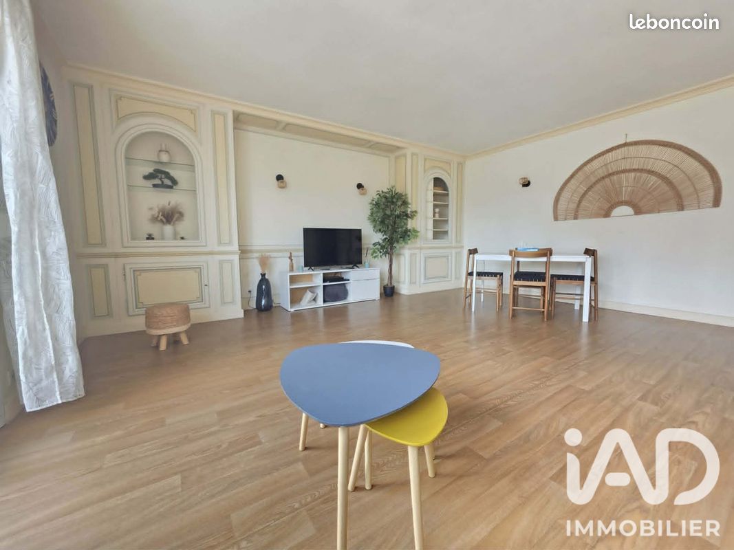 Appartement 3 pièces 87 m² · à Tourcoing · 87 m² · 182 000 €