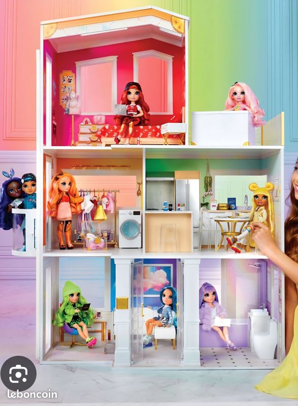 A vendre maison Rainbow High (image 1)