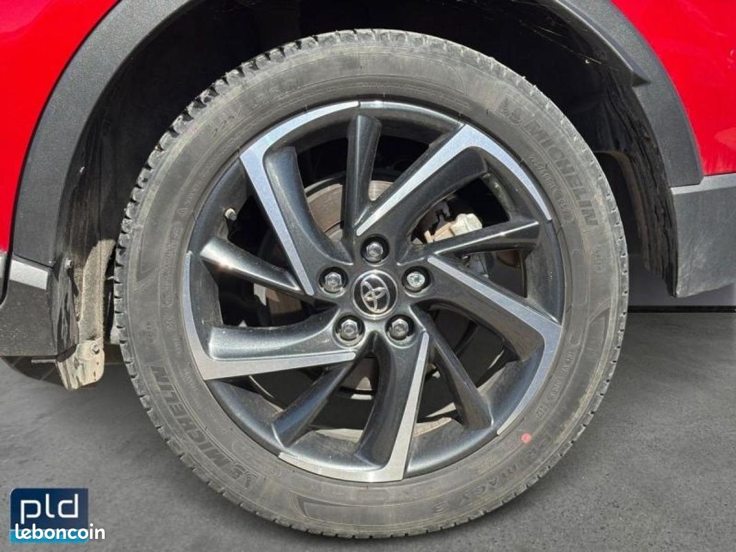 Toyota C-HR 1.8 Hybride 122ch Design Ultimate E-CVT (image 9)