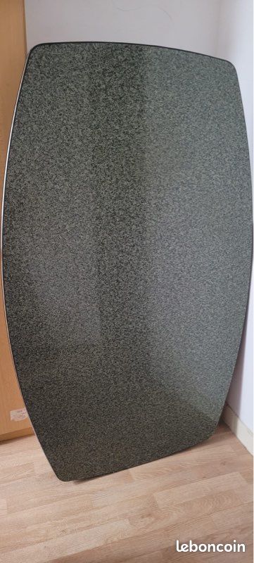 Table à manger (image 1)