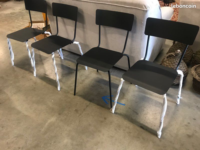 4 Chaises métalliques NEUVES (image 1)