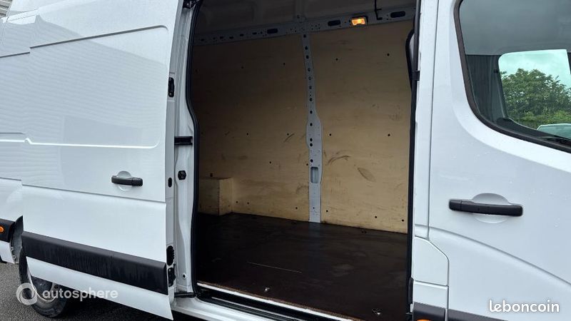 Renault Master Véhicule utilitaire ou Société F3500 L3H3 2.3 Blue dCi 135ch Confort Euro6E (image 20)