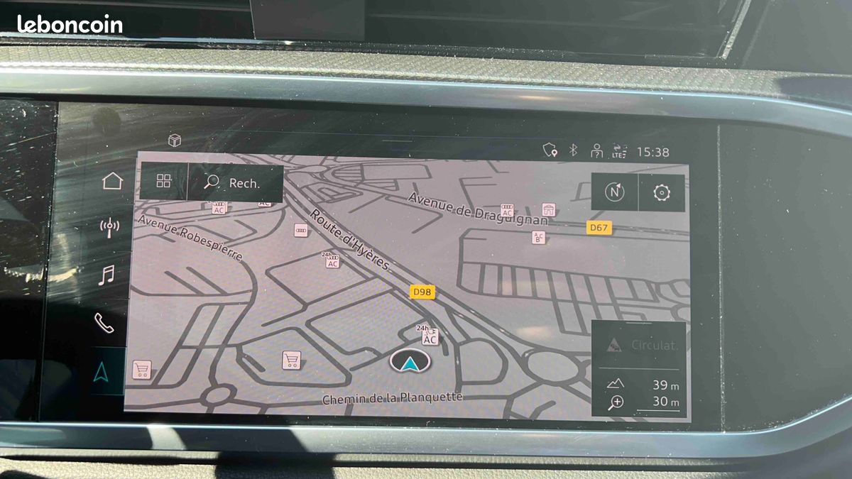 AUDI Q3 45 TFSIe 245 ch S tronic 6 S line (image 15)