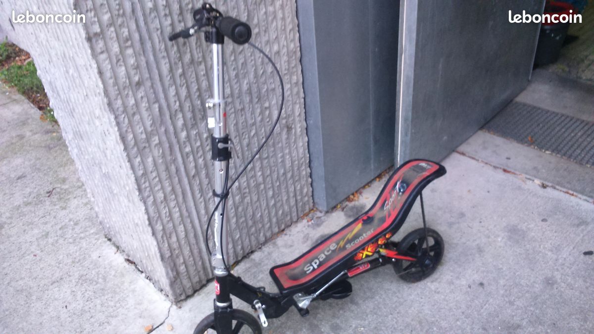 Trottinette a pédalier (image 2)