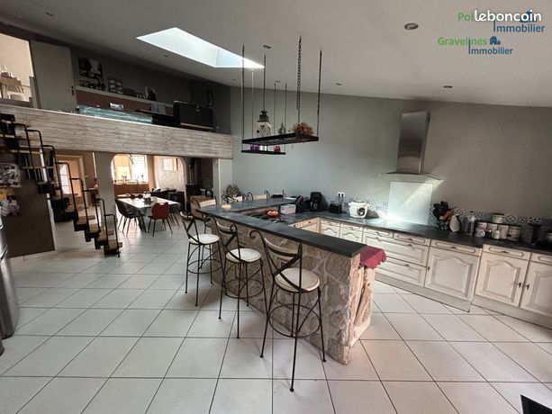 Maison 8 pièces 160 m²