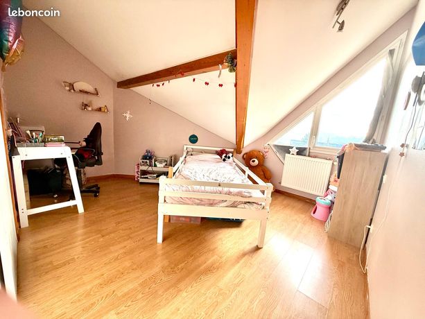 Maison 4 pièce(s) - Piscine - Grand jardin - DPE C à Sillingy (74330) — 4