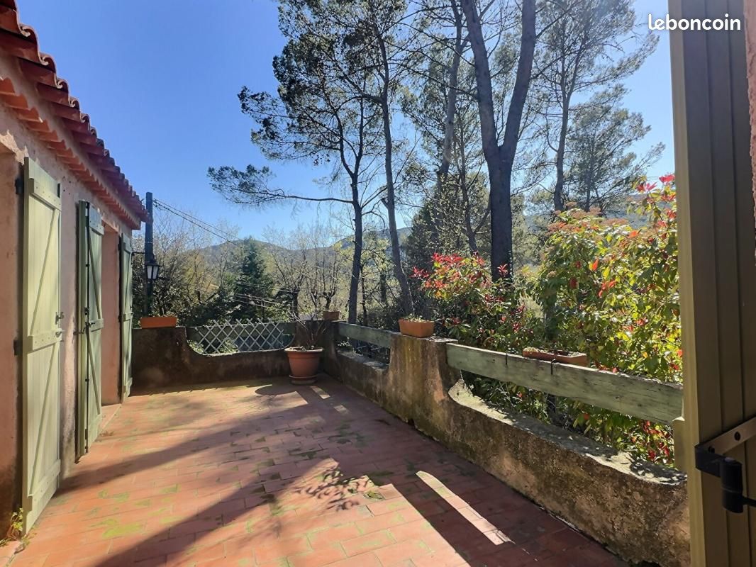 Maison 6 pièces 142 m² · au Thoronet · 142 m² · 325 000 €