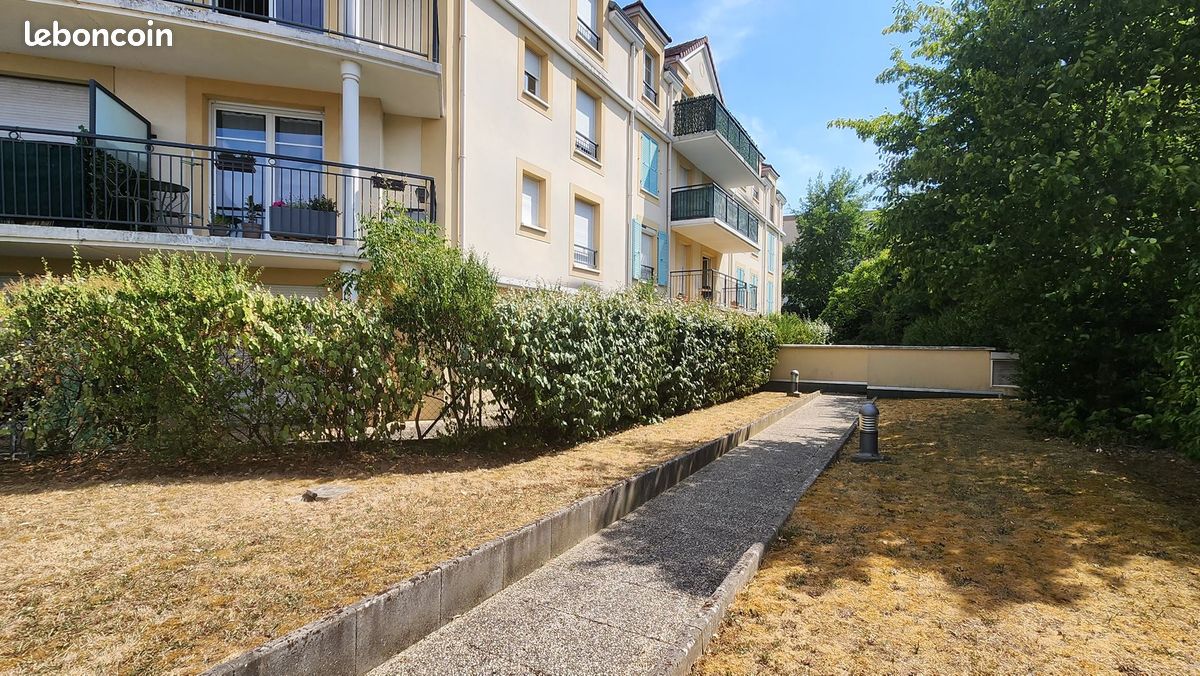 Appartement 2 pièces 48 m² · à Mantes-la-Ville · 48 m² · 125 000 €