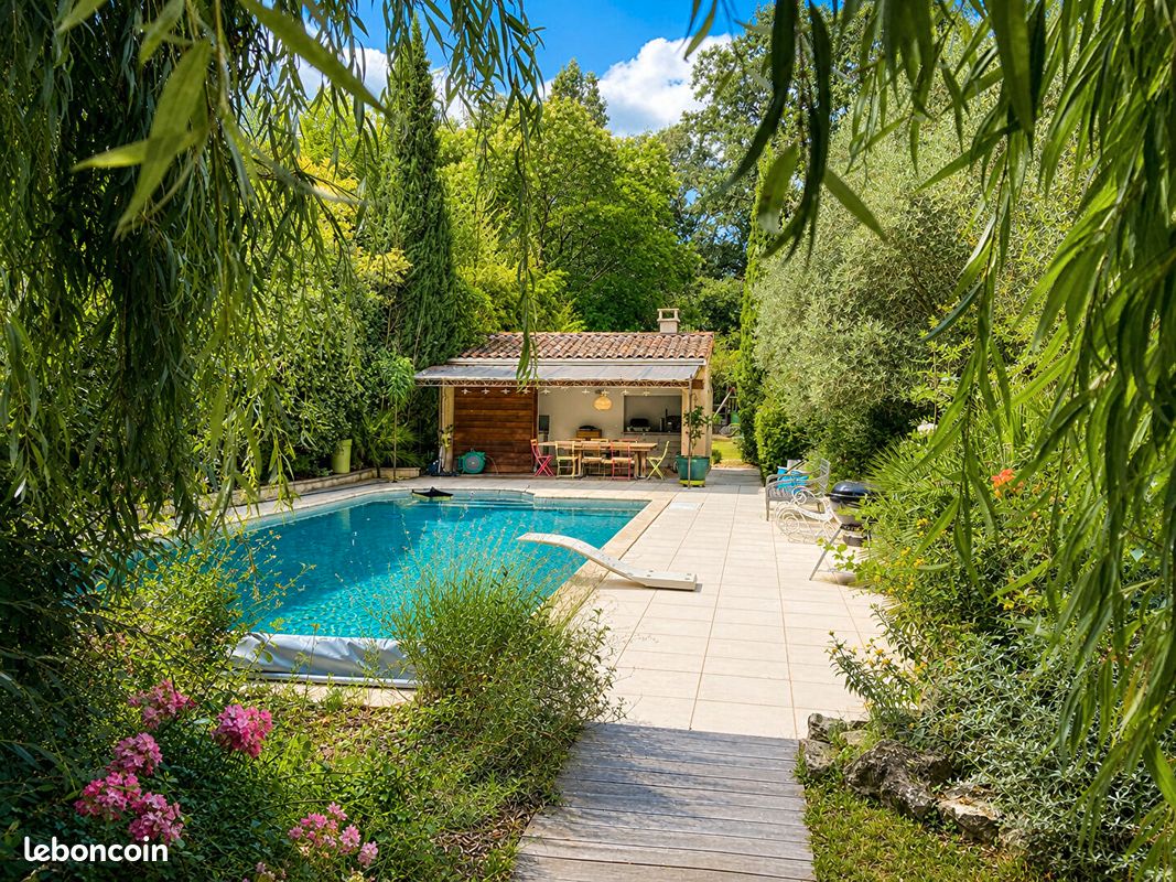 Maison 6 pièces 339 m² · à Muret · 339 m² · 749 000 €
