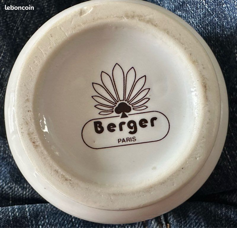 ANCIENNE LAMPE BERGER en porcelaine REVOL SI à décor de calèche EUR 18