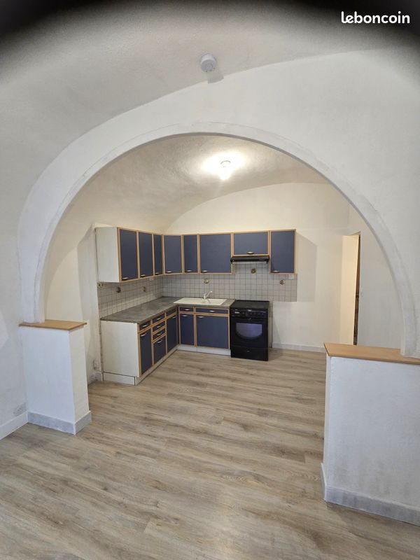 Appartement 1 pièce 30 m² · à Saint-Ambroix · 30 m² · 470 €/mois