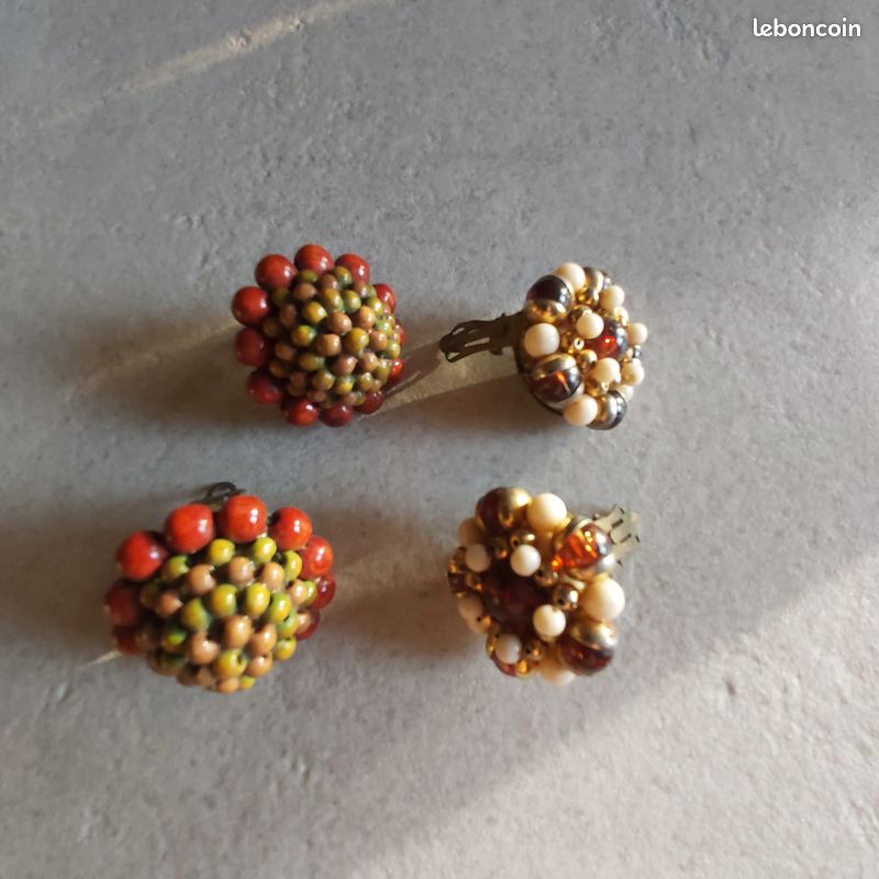 Boucles D'oreilles Vintage Clip En Nacre - Couleur Doré, Occasion, Sans Marque