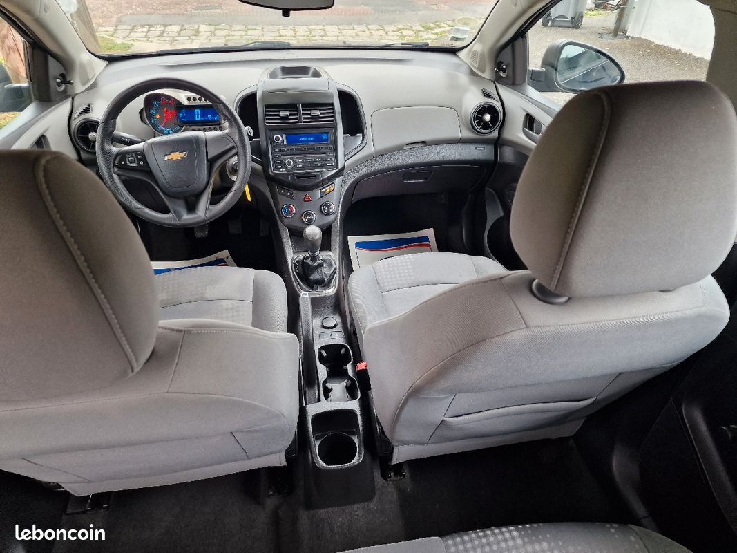 Chevrolet aveo 1.3 vcdi 75ch start/stop lt (image 4)