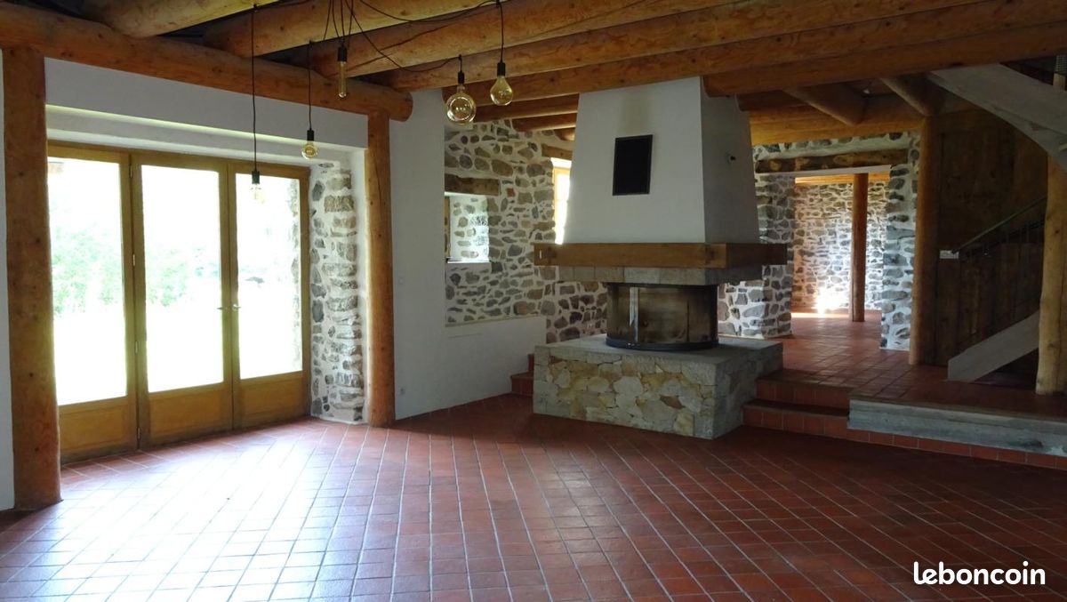 Maison 8 pièces 200 m² · à Beauzac · 200 m² · 420 000 €