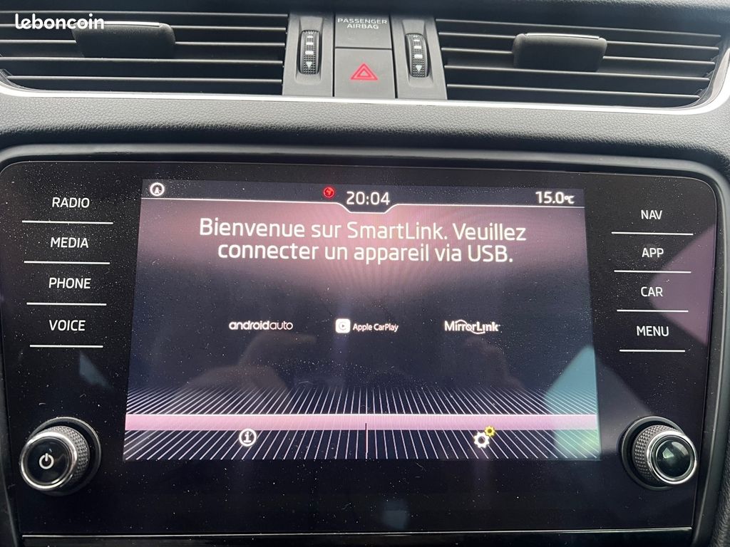 Skoda OCTAVIA COMBI 1.4 TSI 150CH GREEN TEC STYLE DSG7 (image 24)