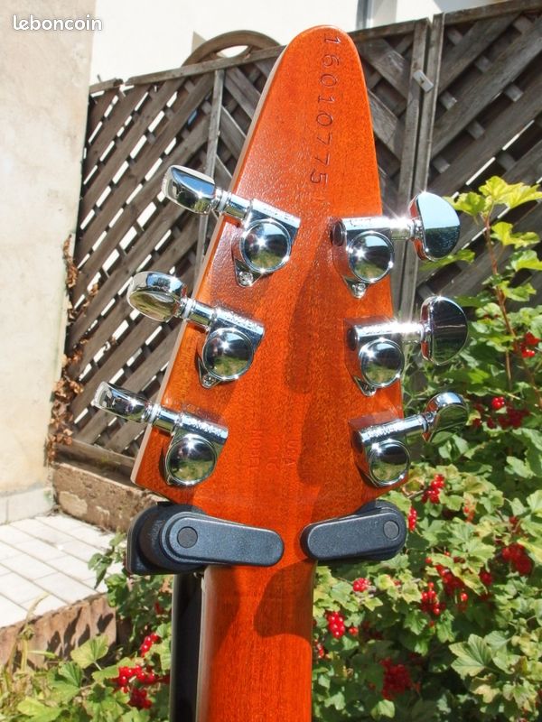 Gibson flying v 2016 (image 9)