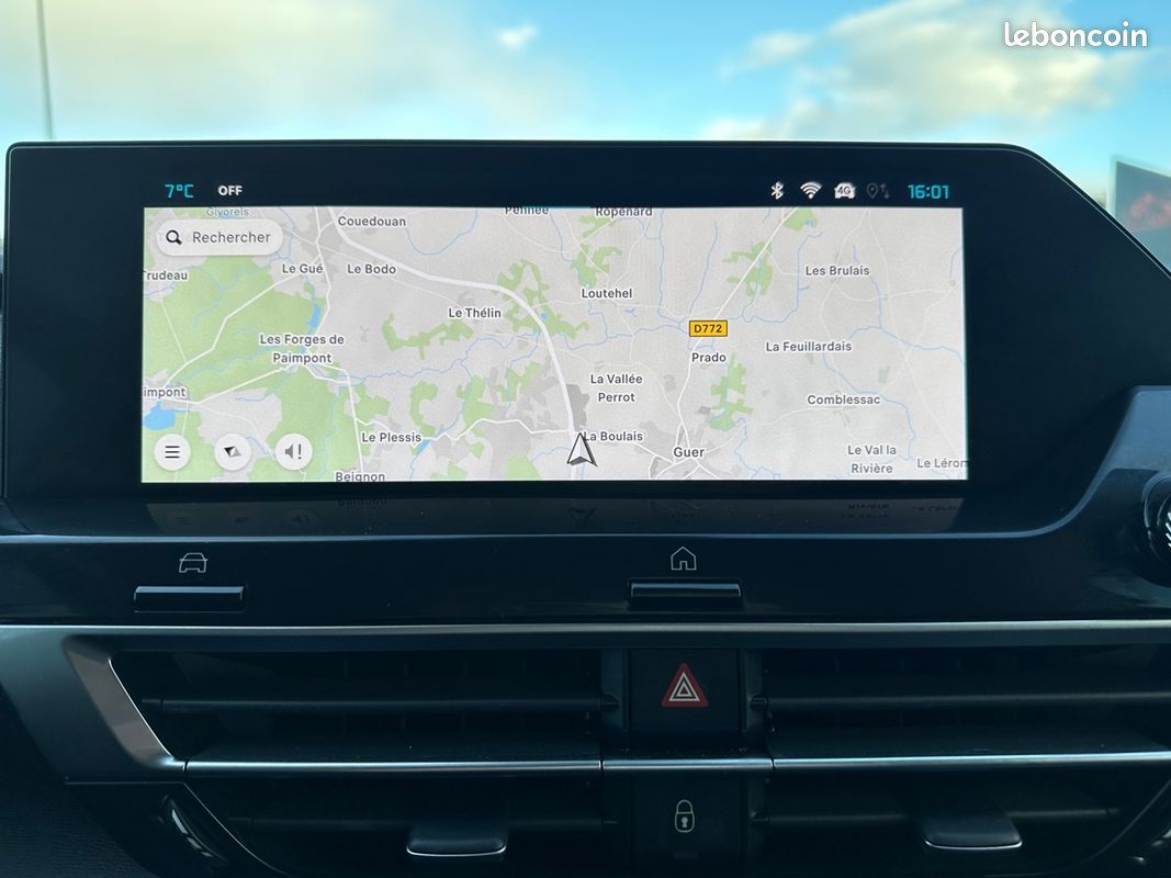 Citroen C4 X 1.2 PURETECH 130CH S&S MAX AUTOMATIQUE (image 9)