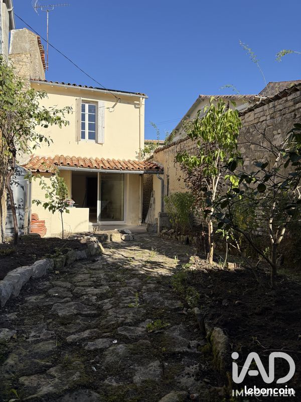 Maison 4 pièces 100 m² · à Mauzé-sur-le-Mignon · 100 m² · 75 950 €