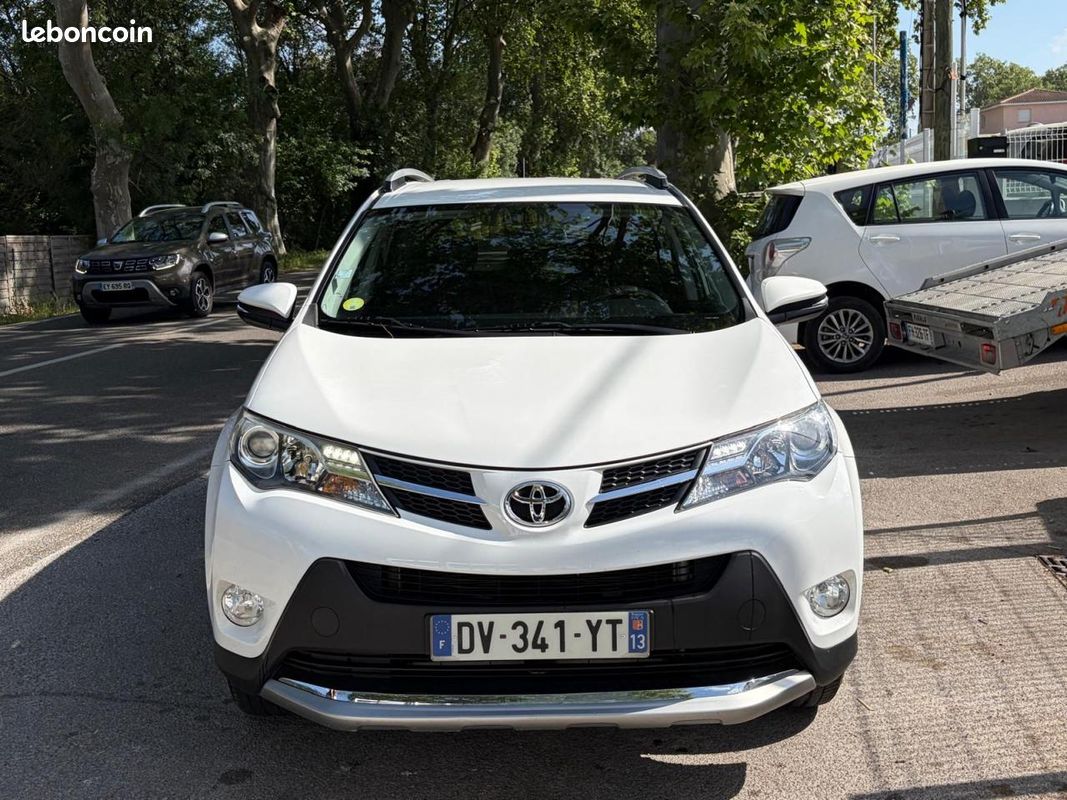 TOYOTA RAV 4 150 D-4D Life Edition 4X4 (image 3)