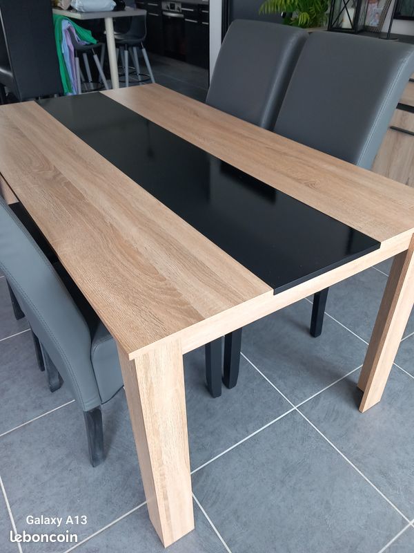 Table salle a mangé (image 2)